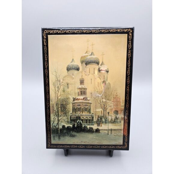 Hand Painted Russian Church Scene Lacquer Box Signed  7" x 5" Black and Red - Picture 1 of 11